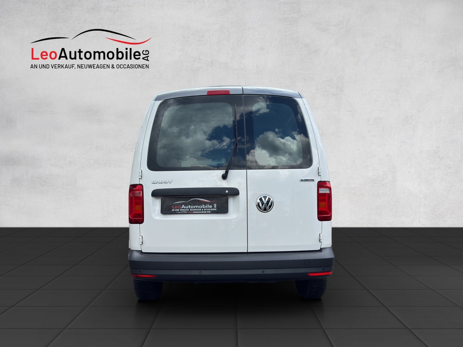 VW Caddy 1.4TGI BlueMotion Technology, Second hand / Used, Manual - 5