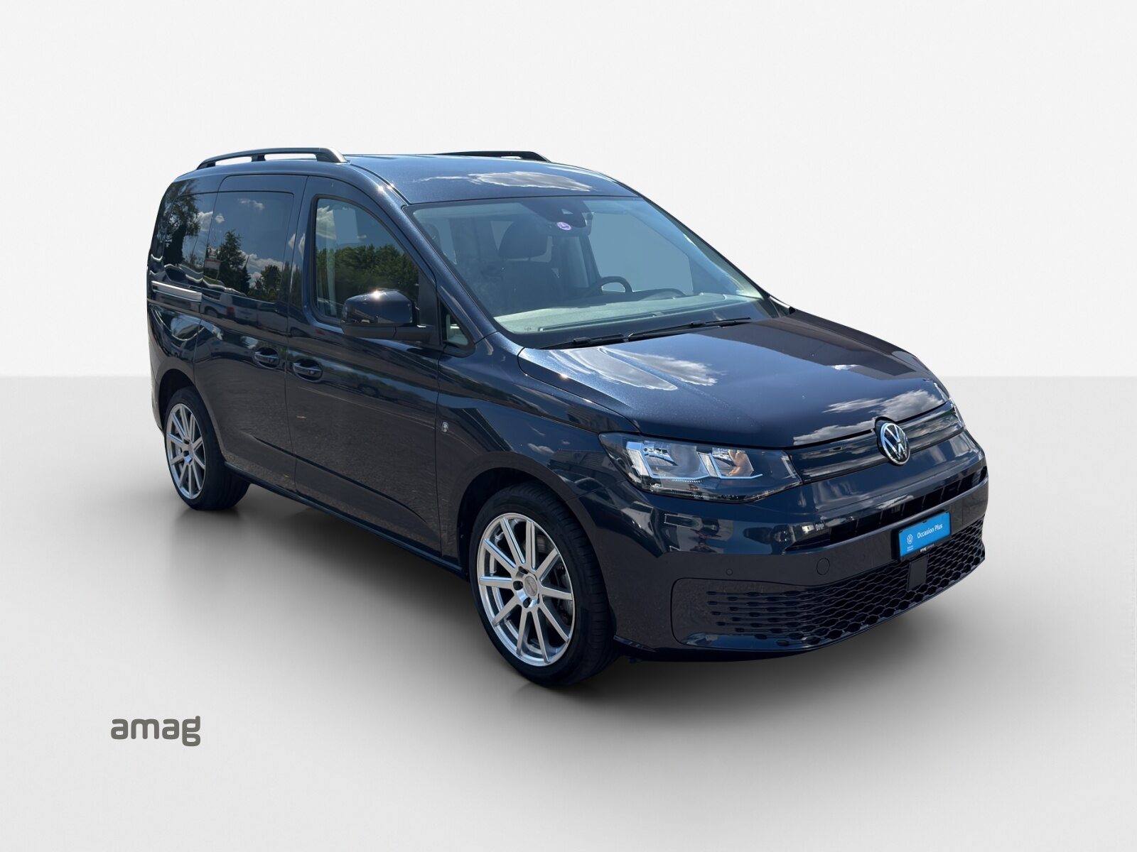 VW Caddy Liberty, Petrol, Second hand / Used, Automatic - 6
