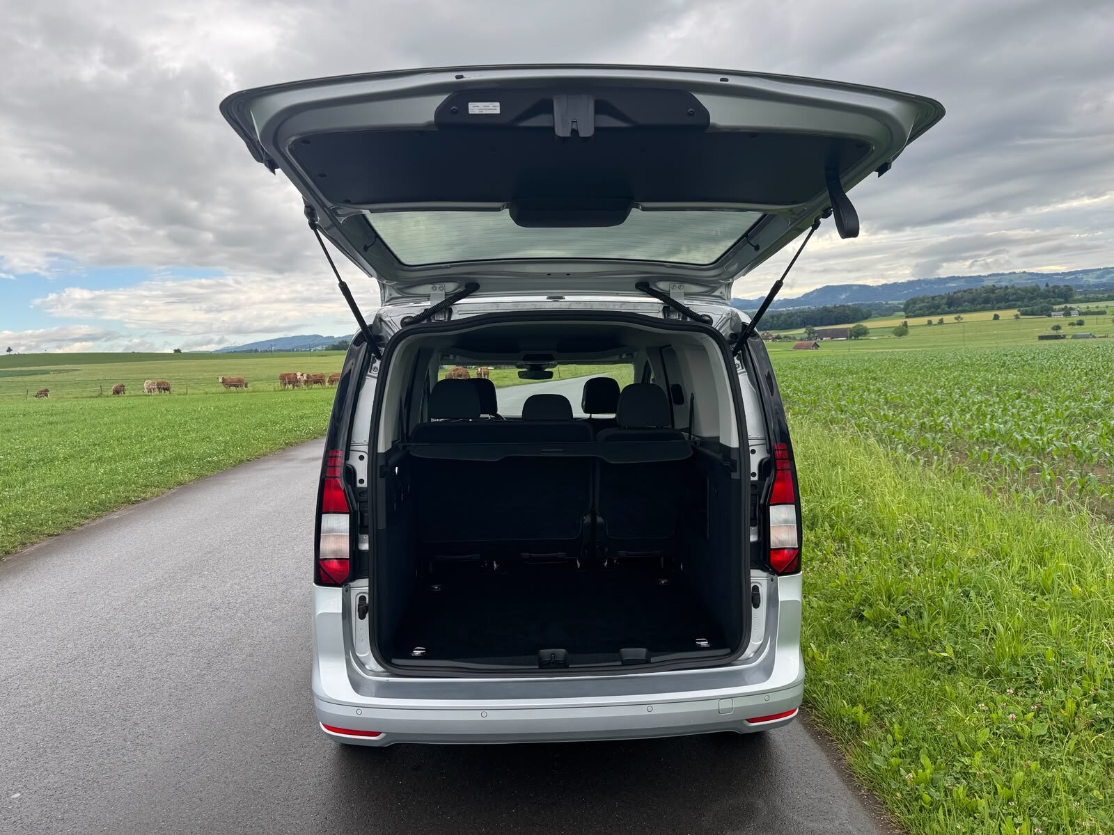 VW Caddy 2.0 TDI Liberty, Diesel, Occasion / Utilisé, Manuelle - 7