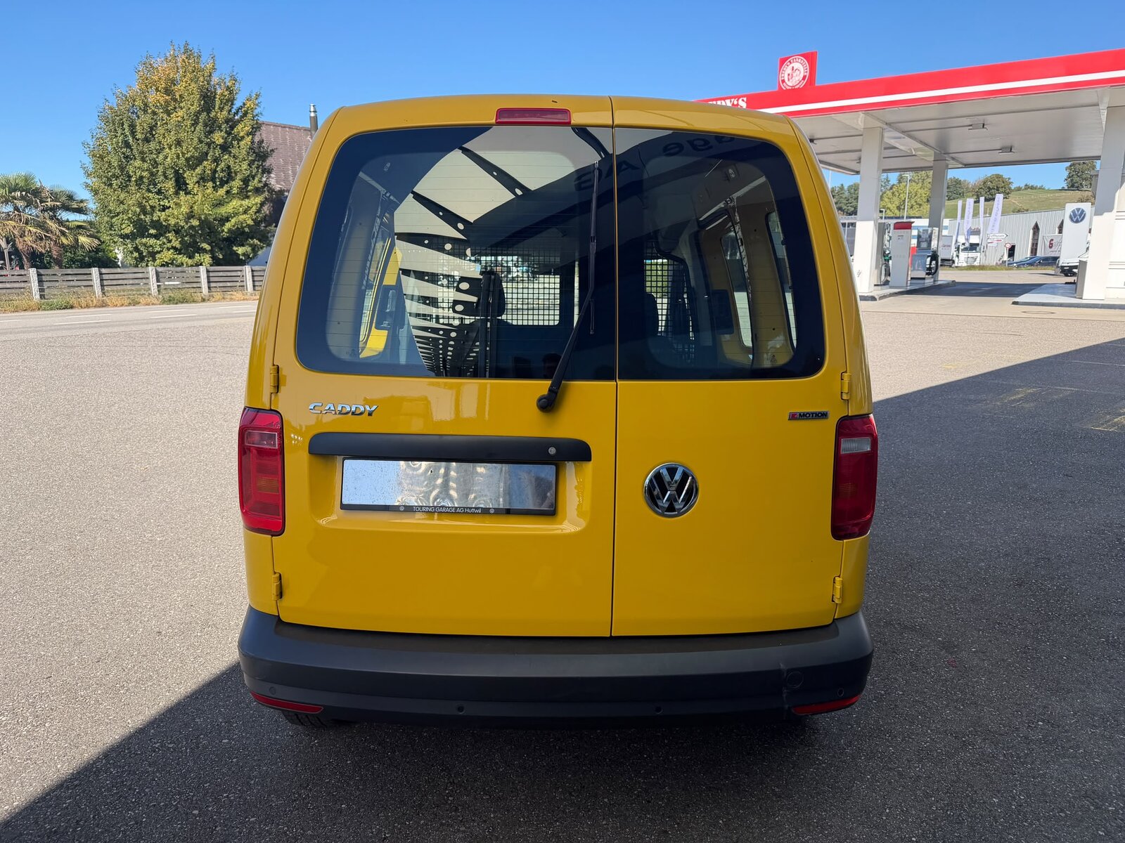 VW Caddy 2.0TDI 4Motion BlueMotion Technology, Diesel, Second hand / Used, Manual - 4