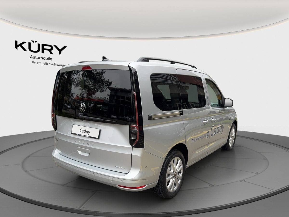 VW Caddy Liberty, Full-Hybrid Petrol/Electric, Ex-demonstrator, Automatic - 5