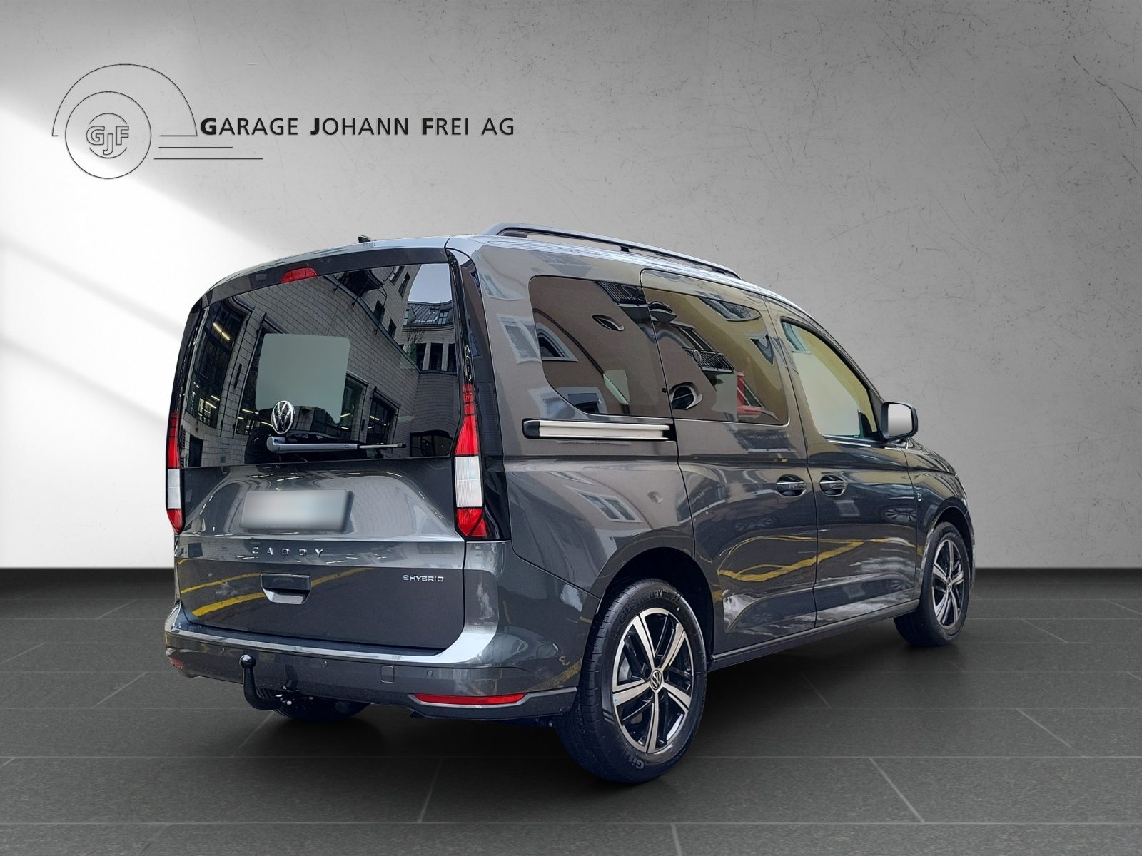 VW Caddy Liberty, Full-Hybrid Petrol/Electric, Ex-demonstrator, Automatic - 5