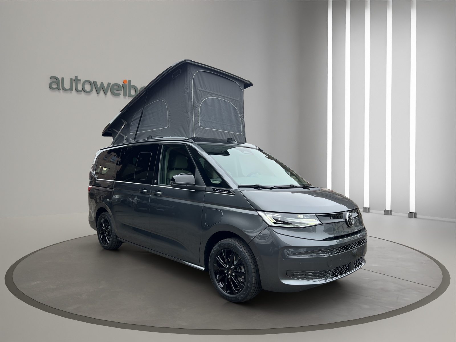 VW California Beach Liberty, Hybride Integrale Benzina/Elettrica, Auto nuove, Automatico