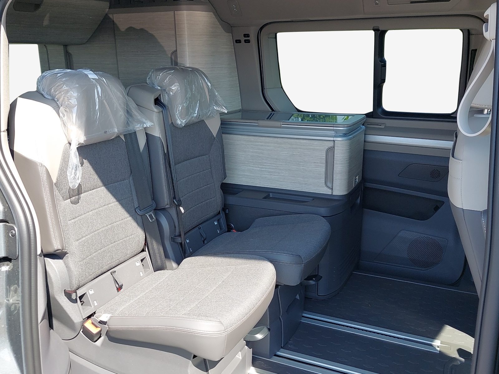 VW California Ocean Liberty, Hybride Integrale Benzina/Elettrica, Auto nuove, Automatico - 6