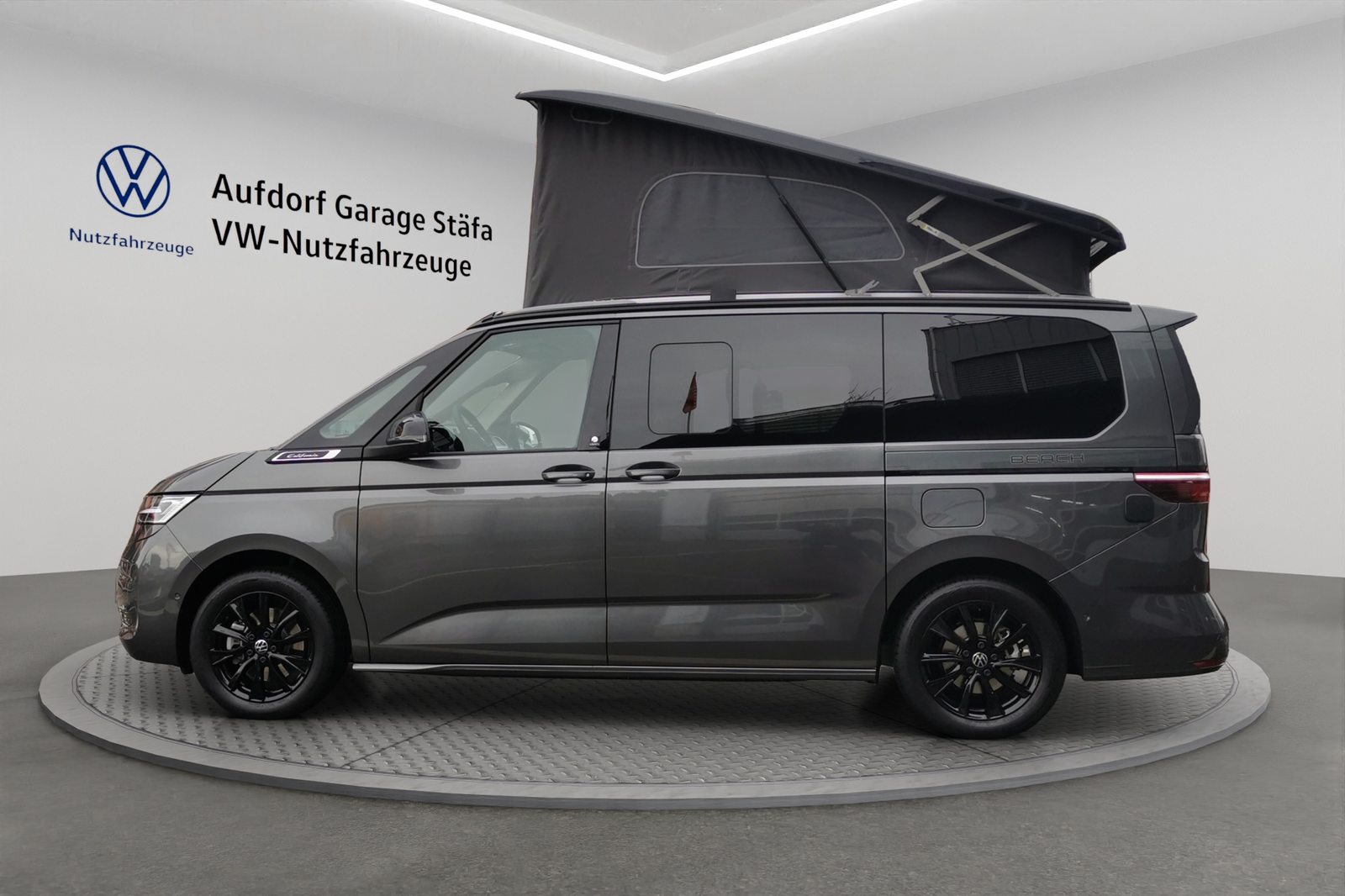 VW California Beach Tour Liberty, Full-Hybrid Petrol/Electric, New car, Automatic - 2