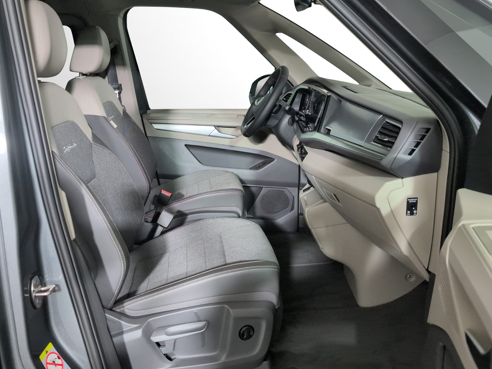 VW California Ocean Liberty, Full-Hybrid Petrol/Electric, New car, Automatic - 5