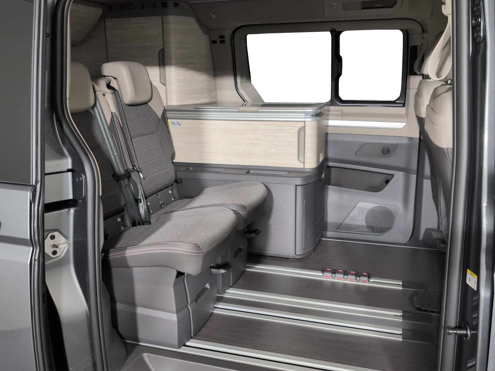VW California Ocean Liberty, Full-Hybrid Petrol/Electric, New car, Automatic - 7