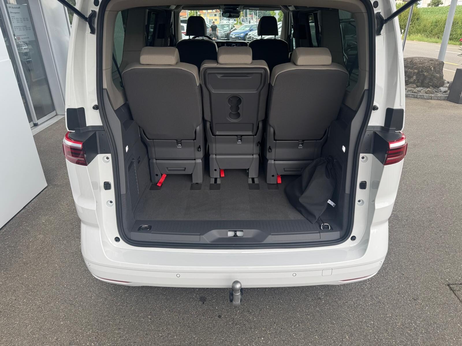 VW California Beach Liberty, Hybride Integrale Benzina/Elettrica, Auto nuove, Automatico - 6