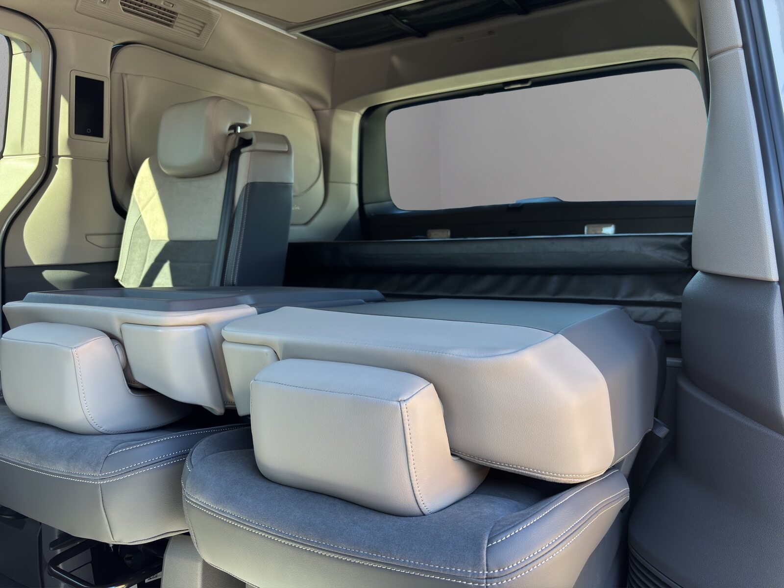 VW California Beach Tour Liberty, Diesel, Voiture nouvelle, Automatique - 7