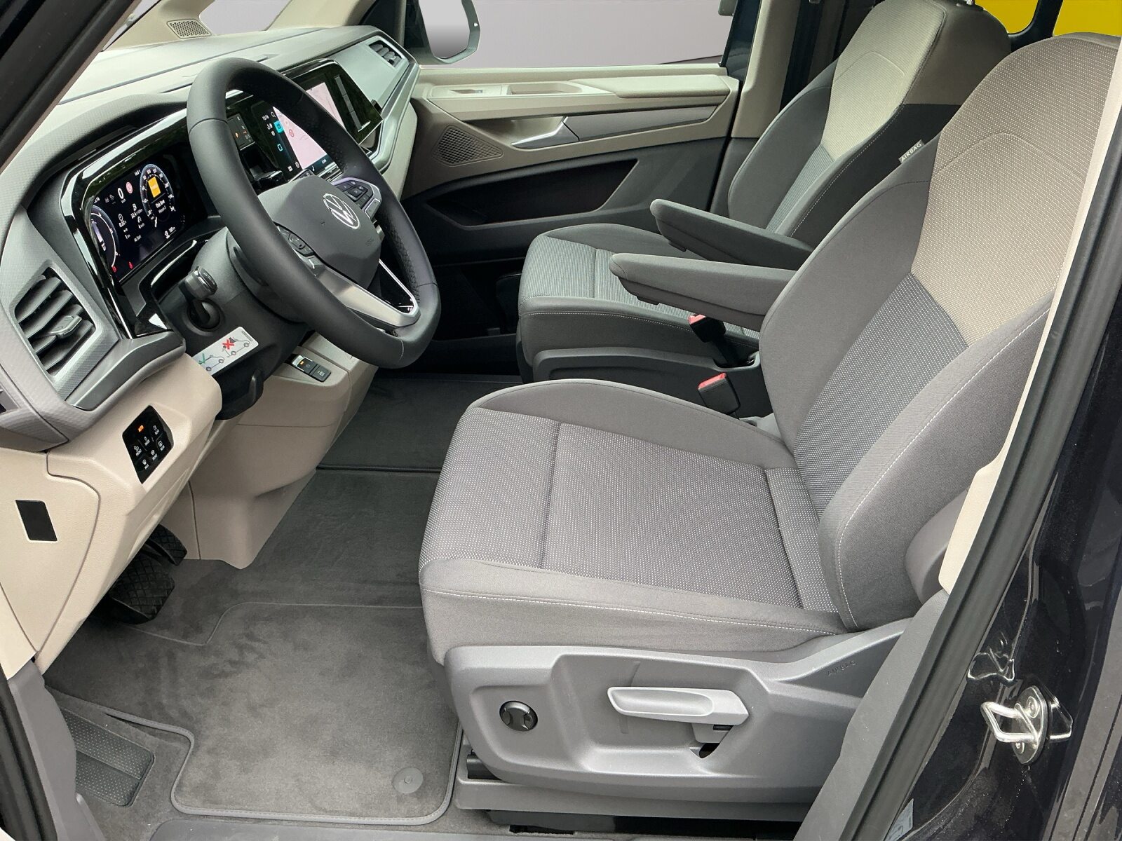 VW California Beach Tour Liberty, Diesel, New car, Automatic - 5