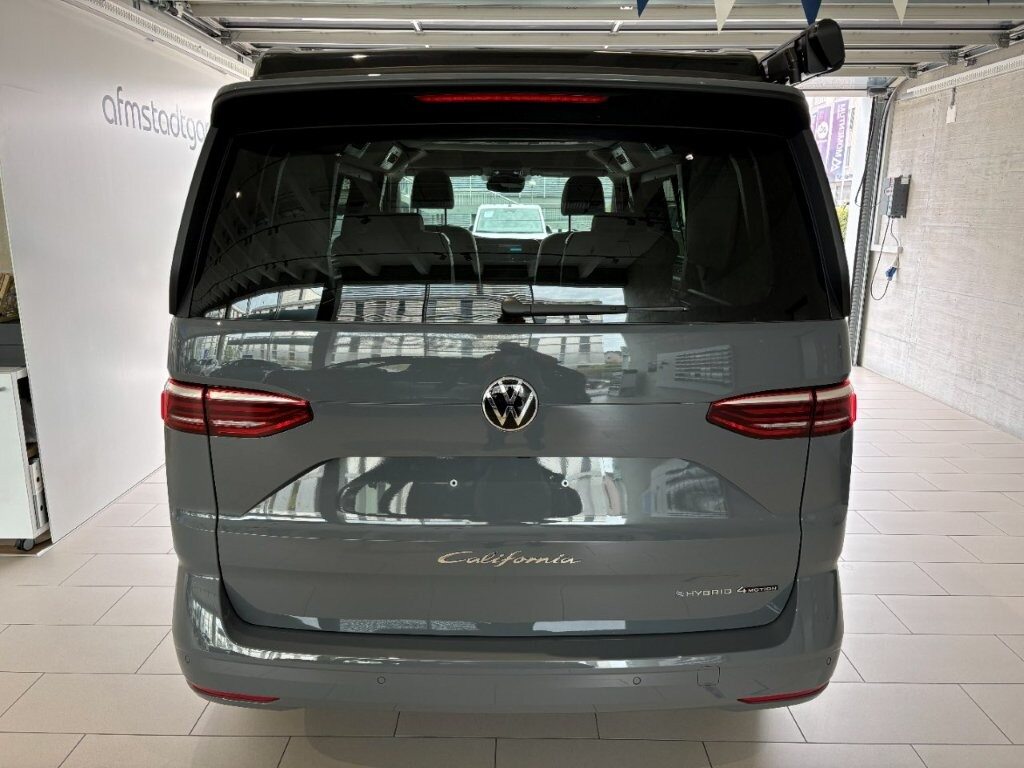 VW California Beach Tour Liberty, Full-Hybrid Petrol/Electric, New car, Automatic - 3