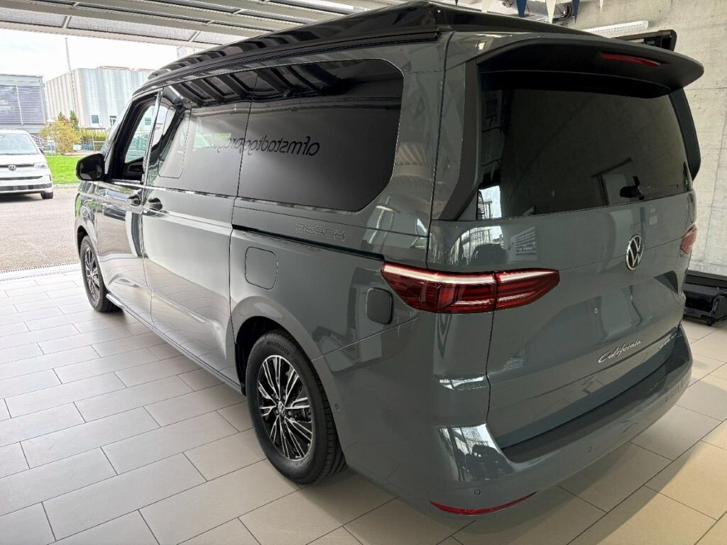 VW California Beach Tour Liberty, Full-Hybrid Petrol/Electric, New car, Automatic - 4