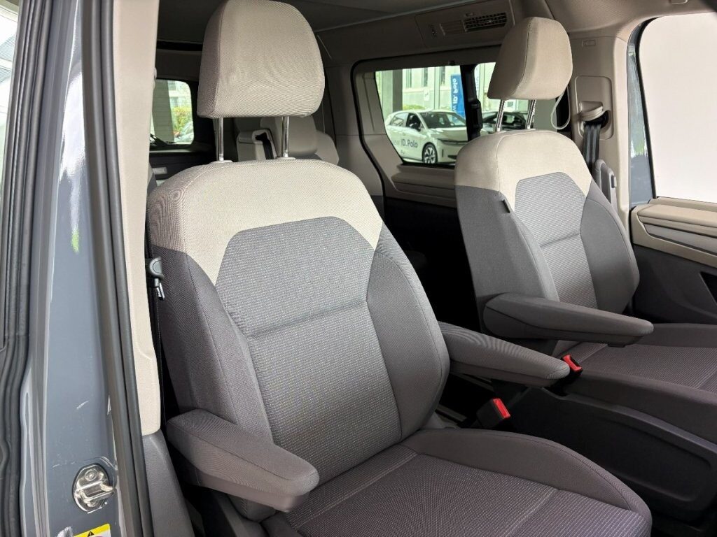VW California Beach Tour Liberty, Full-Hybrid Petrol/Electric, New car, Automatic - 7