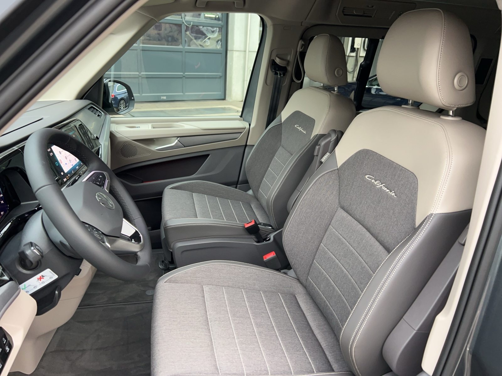 VW California Ocean Liberty, Diesel, Occasion / Utilisé, Automatique - 7