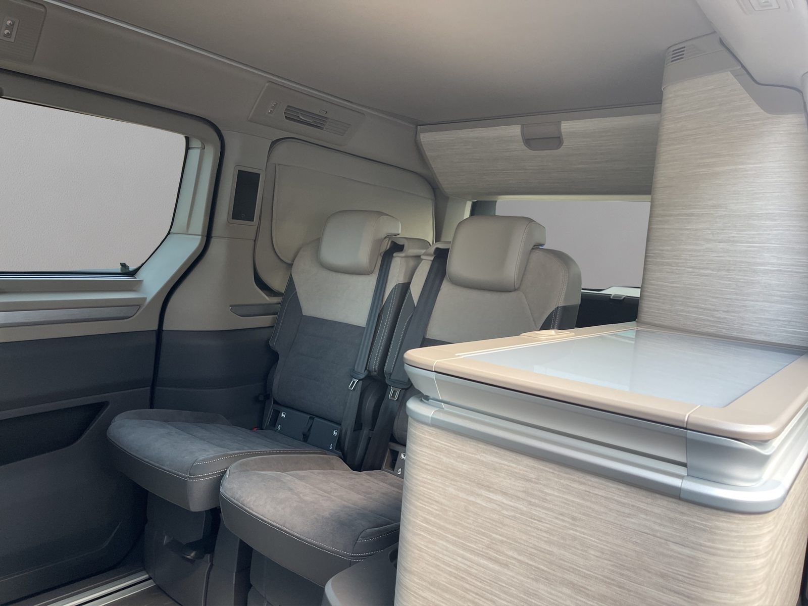 VW California Ocean Liberty, Diesel, Ex-demonstrator, Automatic - 7