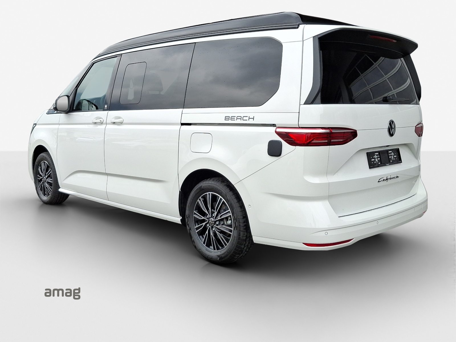 VW California Beach Tour Liberty, Diesel, Ex-demonstrator, Automatic - 3