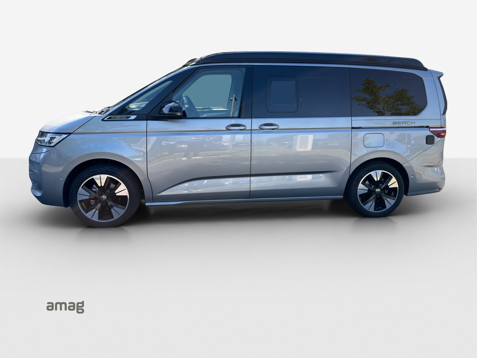 VW California Beach Tour, Diesel, Ex-demonstrator, Automatic - 2