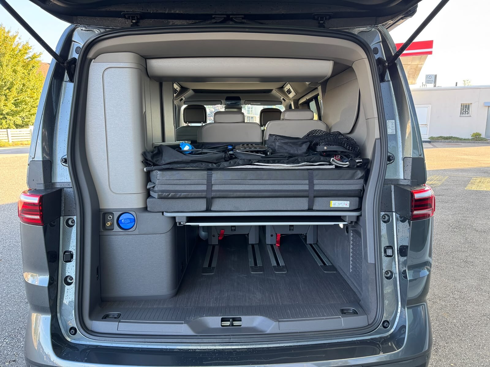VW California eHybrid Ocean 4Motion 4x4 mit Auflastungen, Hybride Intégral Essence/Électricité, Occasion / Utilisé, Automatique - 4
