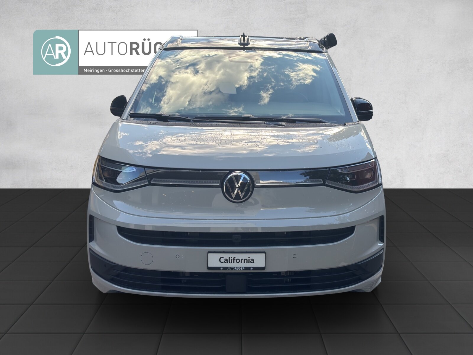 VW California eHybrid Beach Tour 4Motion, Plug-in-Hybrid Benzin/Elektro, Occasion / Gebraucht, Automatik - 2