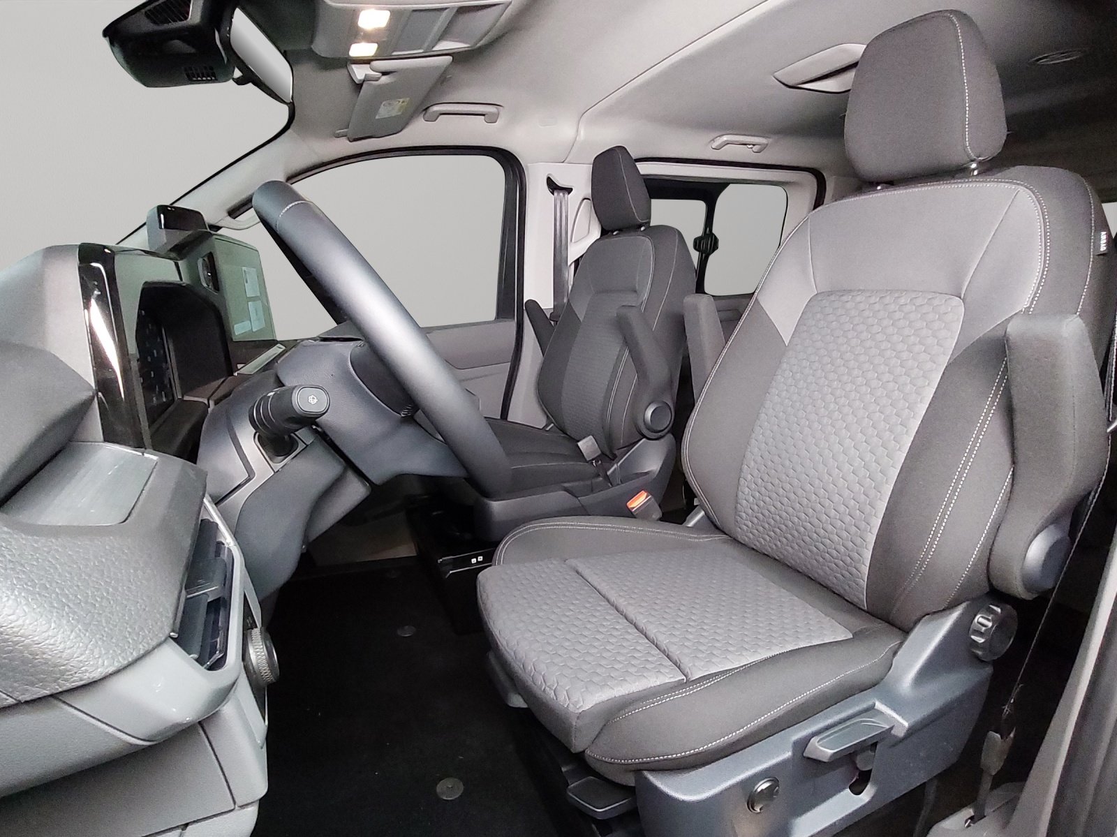 VW Caravelle Life eHybrid, Hybride Rechargeable Essence/Électricité, Voiture nouvelle, Automatique - 6