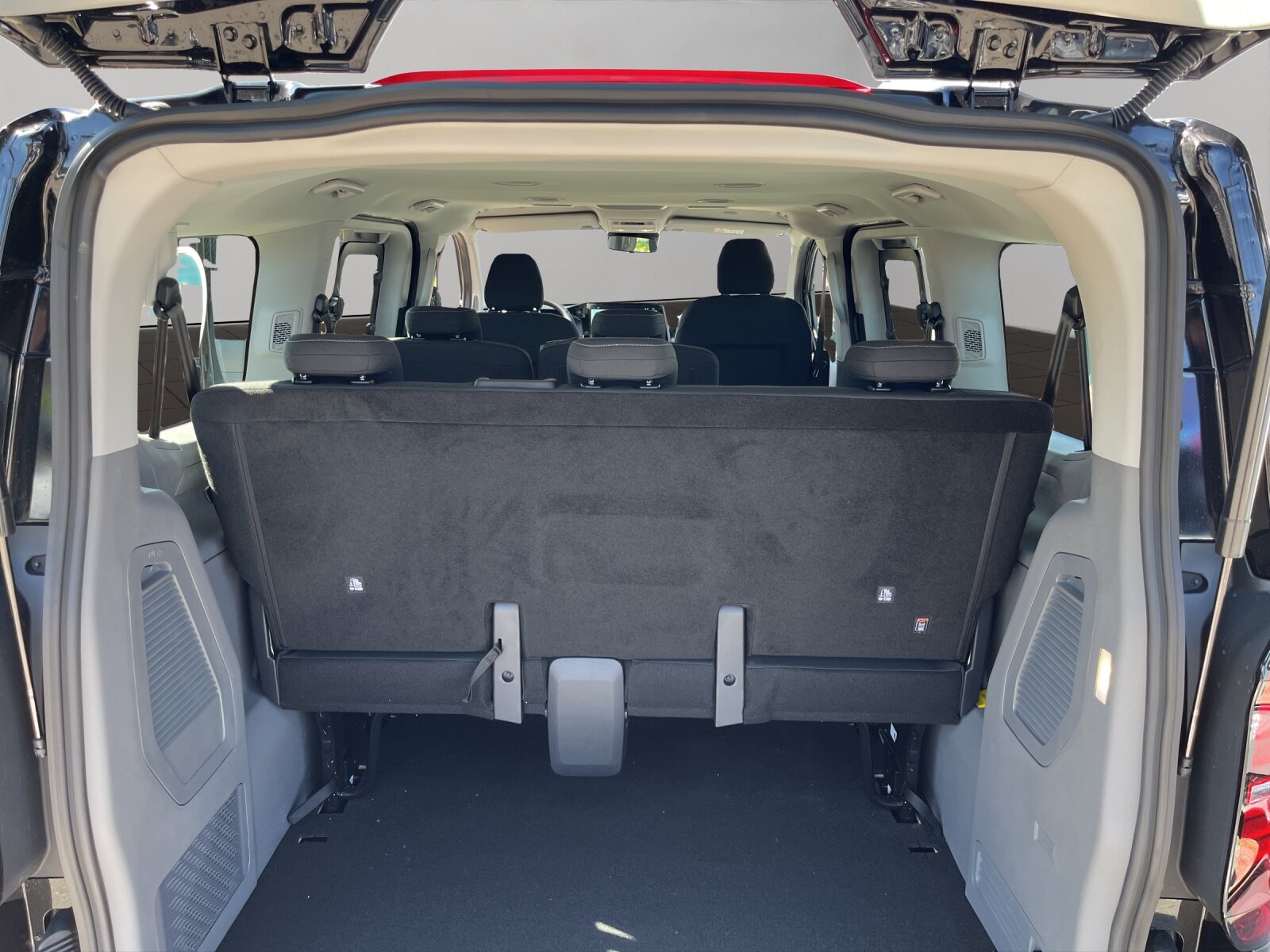 VW Transporter Kombi 2.0 TDI Automat, Diesel, Second hand / Used, Automatic - 6