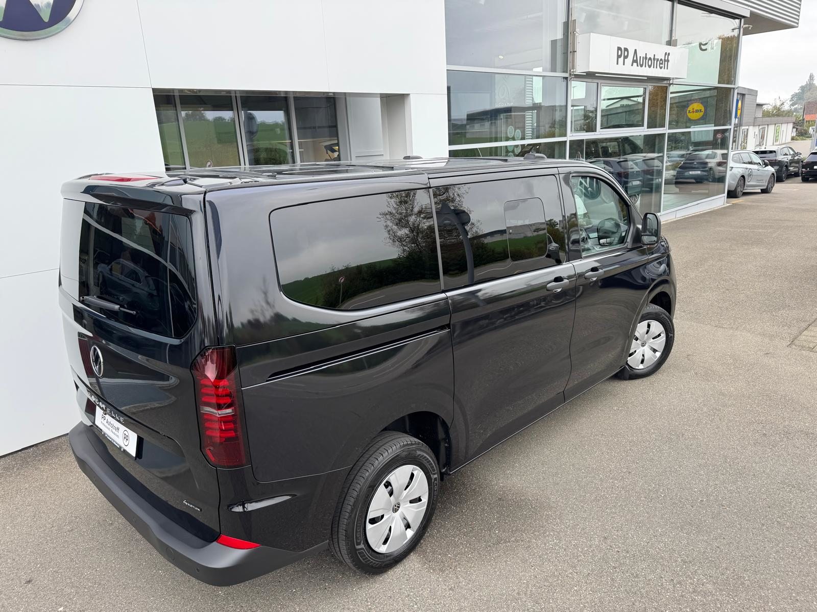 VW Caravelle Basis RS 3100mm, Diesel, Second hand / Used, Automatic - 5