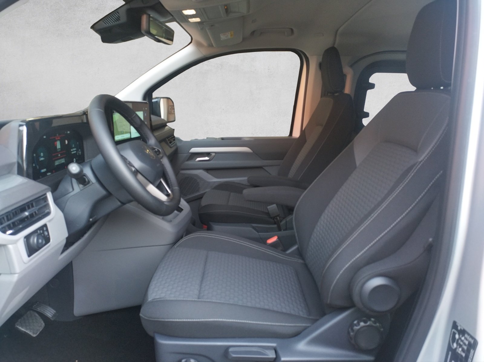 VW Caravelle 2.0 TDI LWB 4 Motion Aut 8, Diesel, Occasion / Gebraucht, Automatik - 6