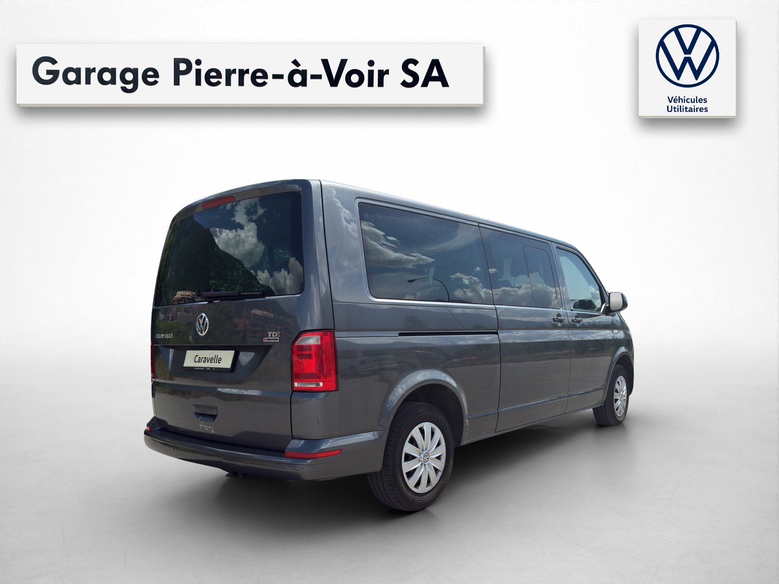 VW Caravelle comforline, Diesel, Second hand / Used, Manual - 6