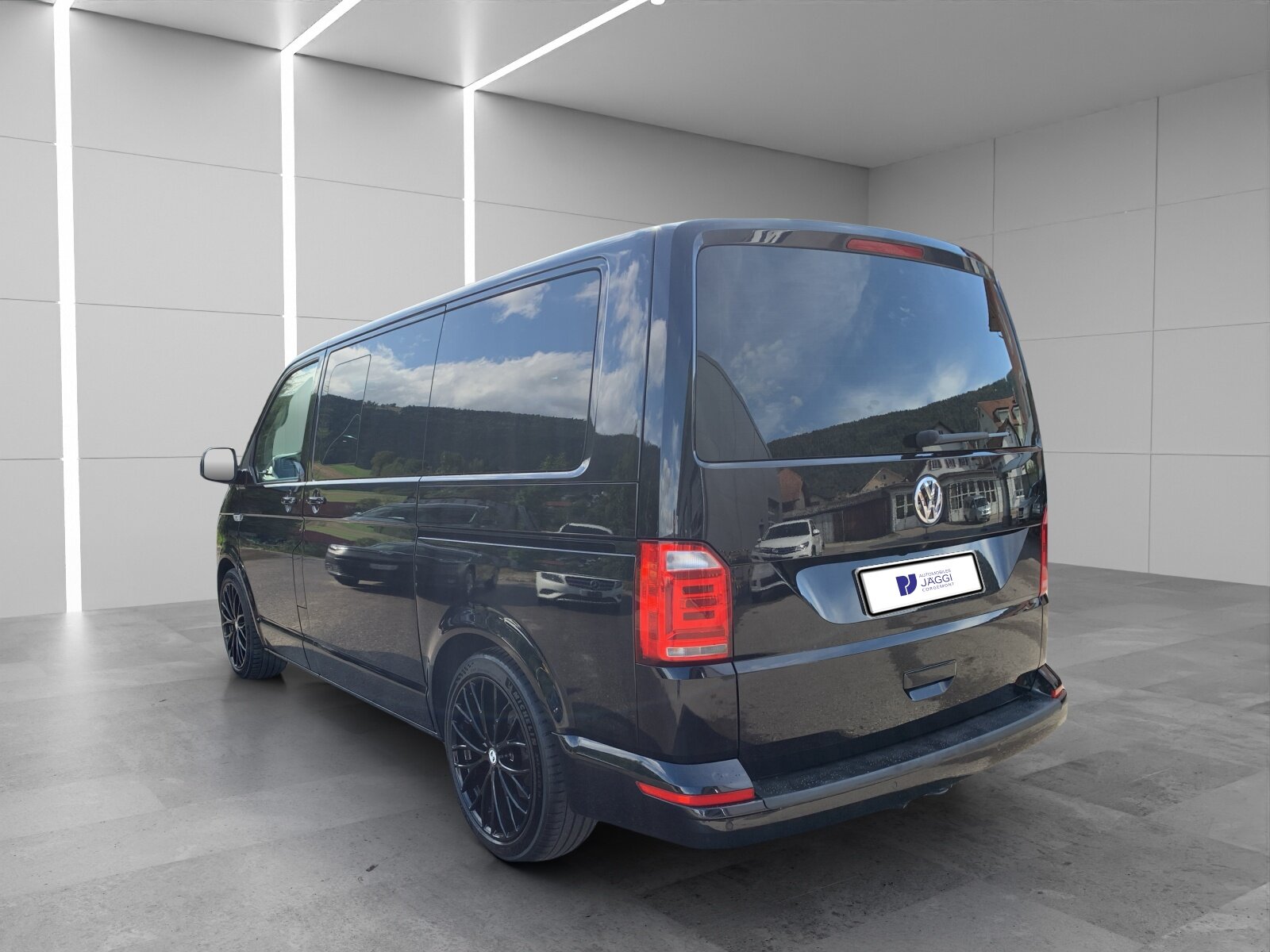 VW Caravelle 4x4 autoamat 8 places, Diesel, Occasion / Utilisé - 4