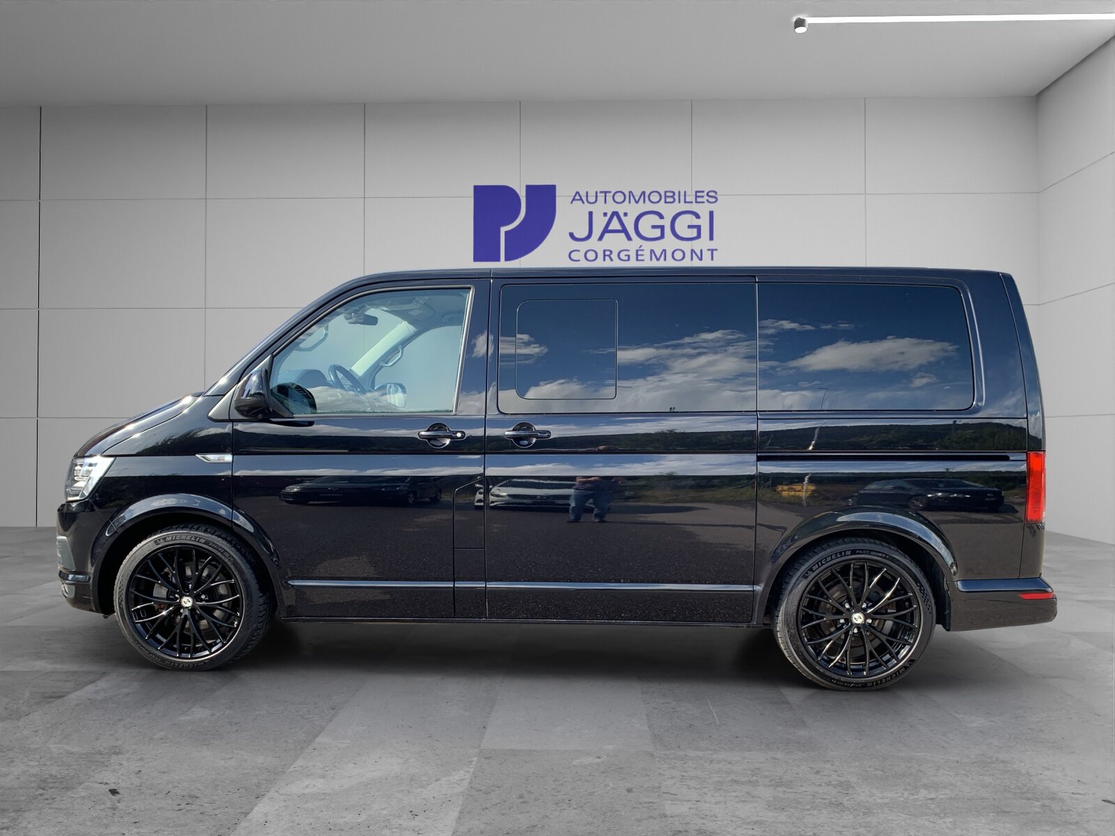 VW Caravelle 4x4 autoamat 8 places, Diesel, Occasion / Utilisé - 5