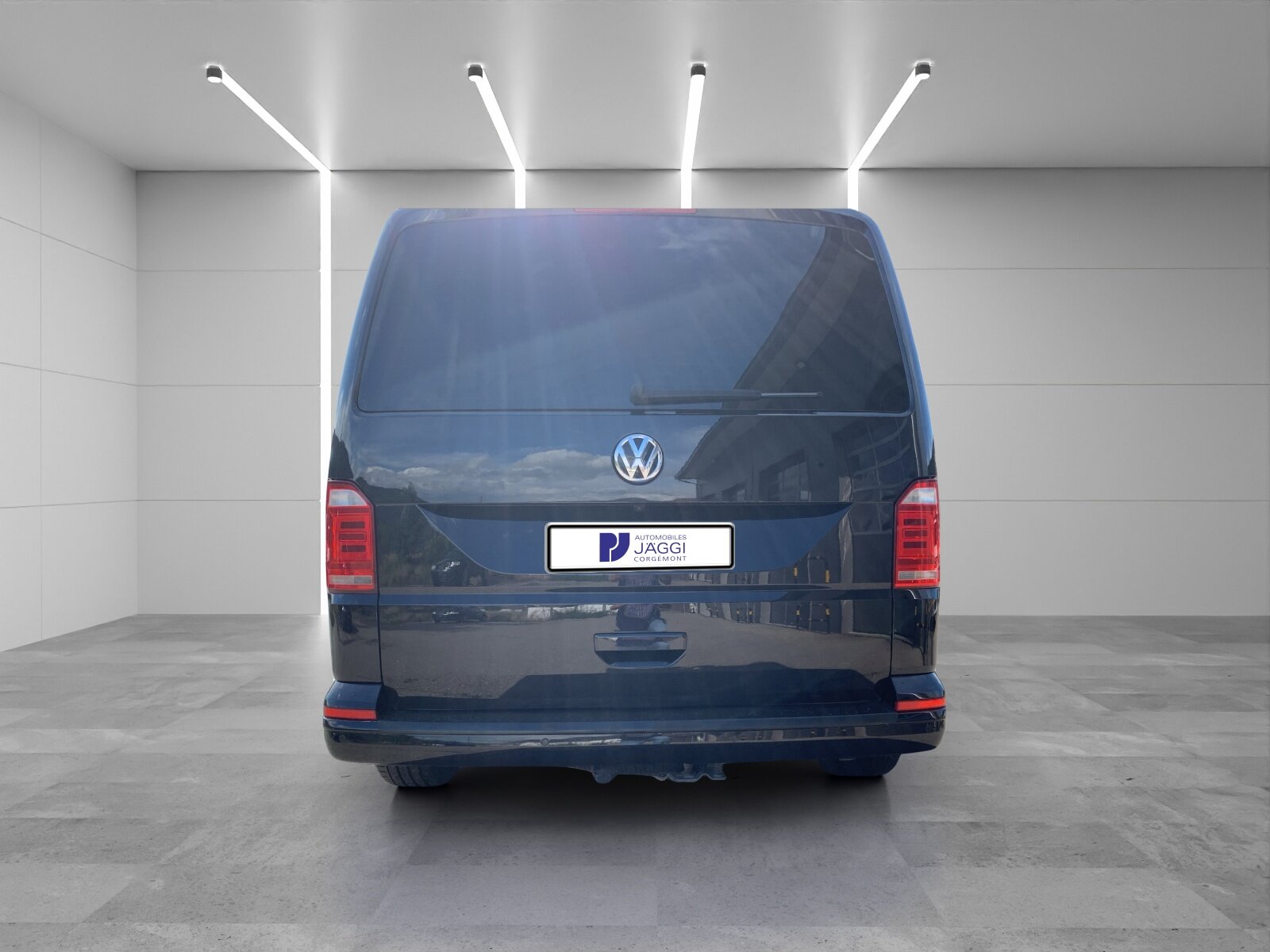 VW Caravelle 4x4 autoamat 8 places, Diesel, Occasion / Utilisé - 7