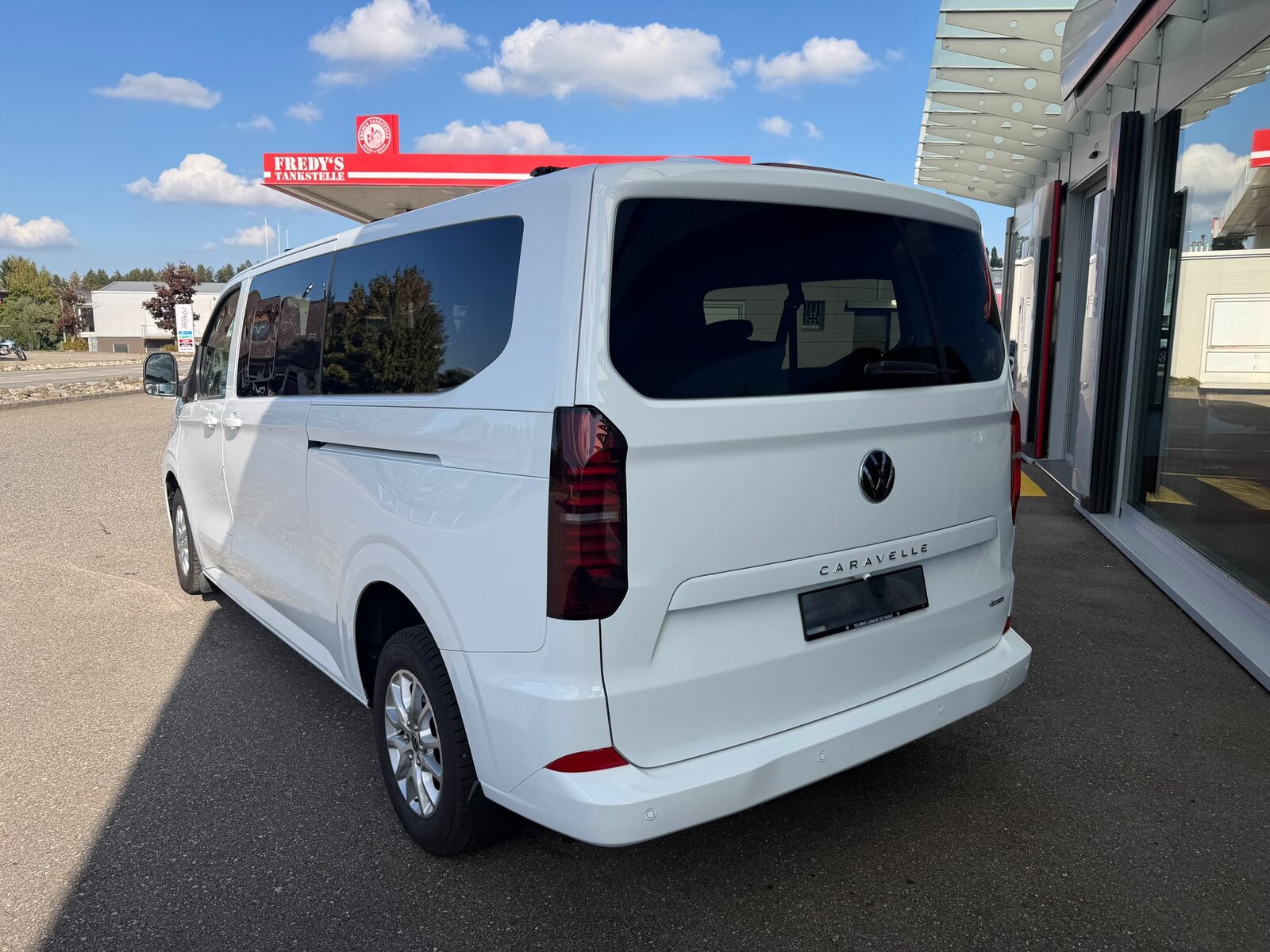 VW Caravelle 2.0 TDI Life LWB 4 Motion Automat 9-Sitzplätze, Diesel, Occasion / Gebraucht, Automatik - 3