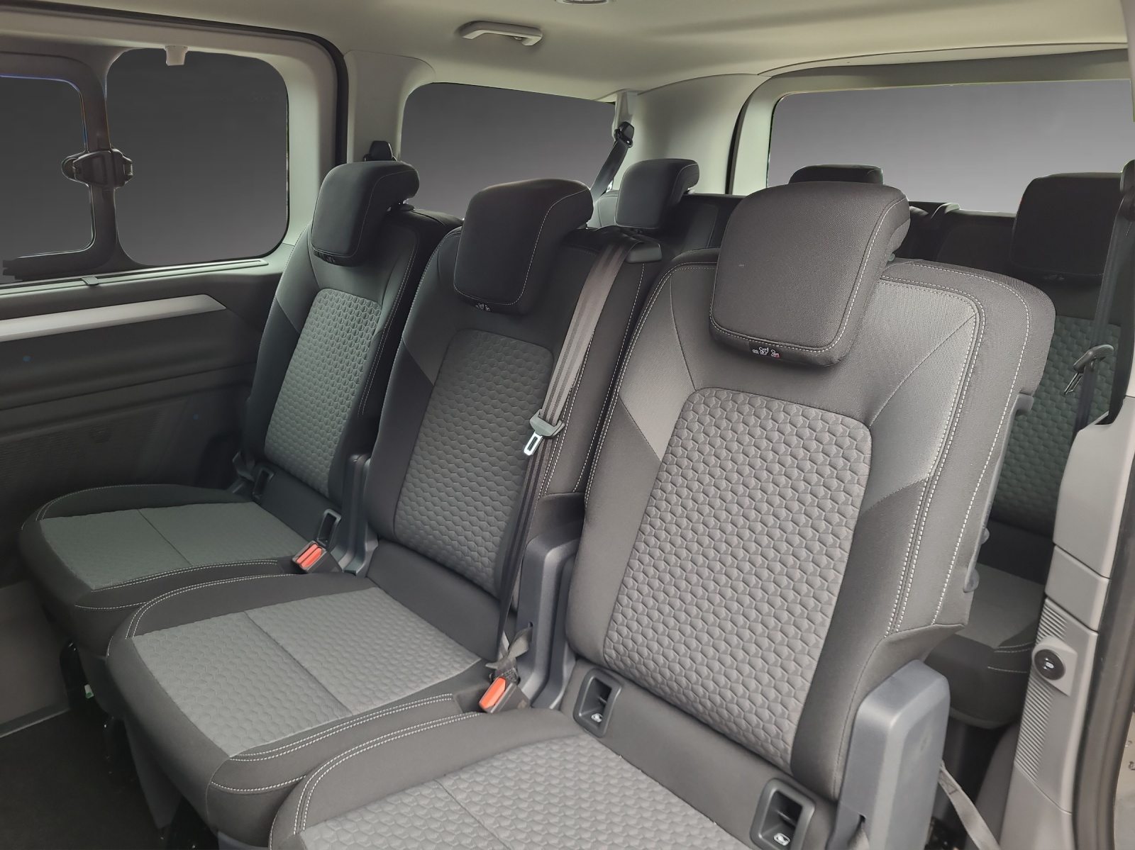 VW Caravelle Life RS 3100mm, Diesel, Voiture de démonstration, Automatique - 7
