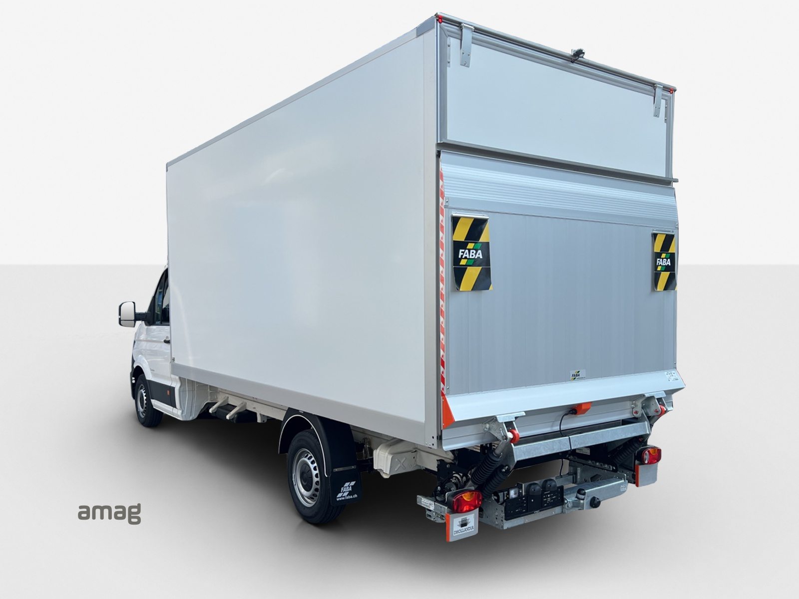 VW Crafter 35 Chassis-Kabine Champion Koffer RS 4490 mm