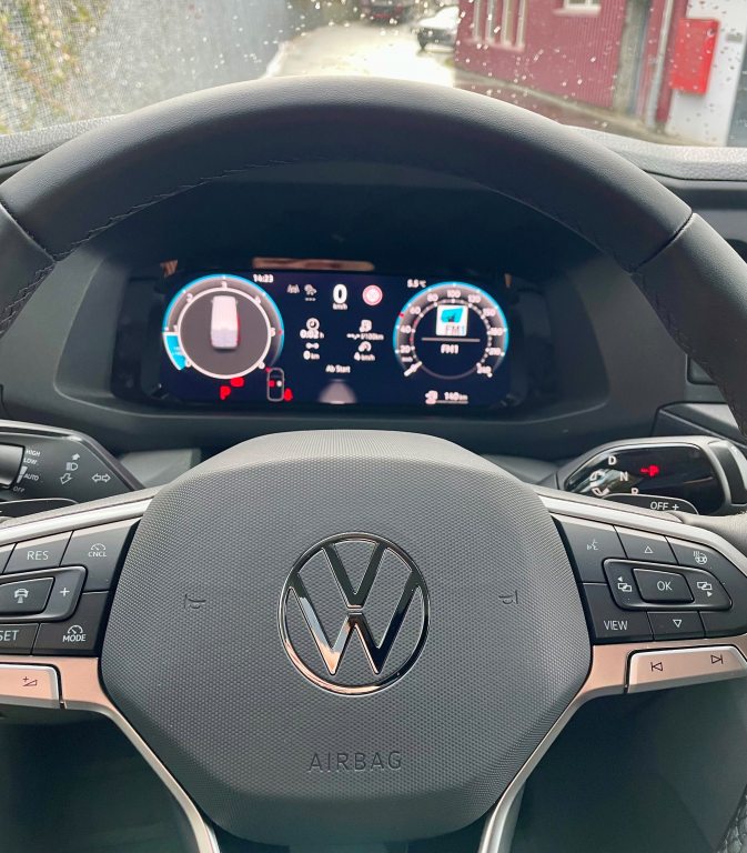 VW CRAFTER 2.0 BI-TDI 177 4Motion, Diesel, Ex-demonstrator, Automatic - 5