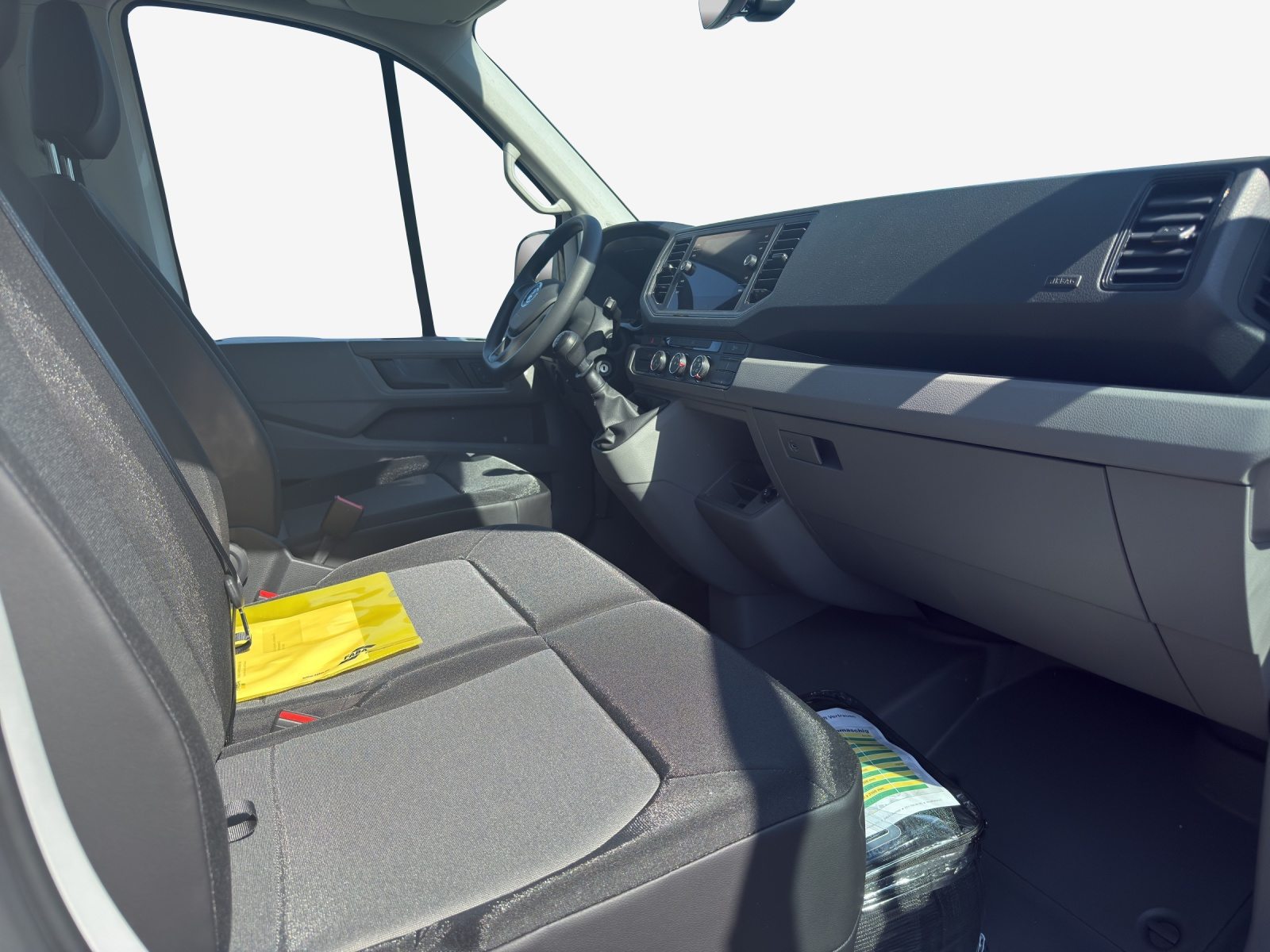 VW Crafter 35 Chassis-Kabine Champion RS 3640 mm, Diesel, Véhicule neuf pré-immatriculé, Manuelle - 7