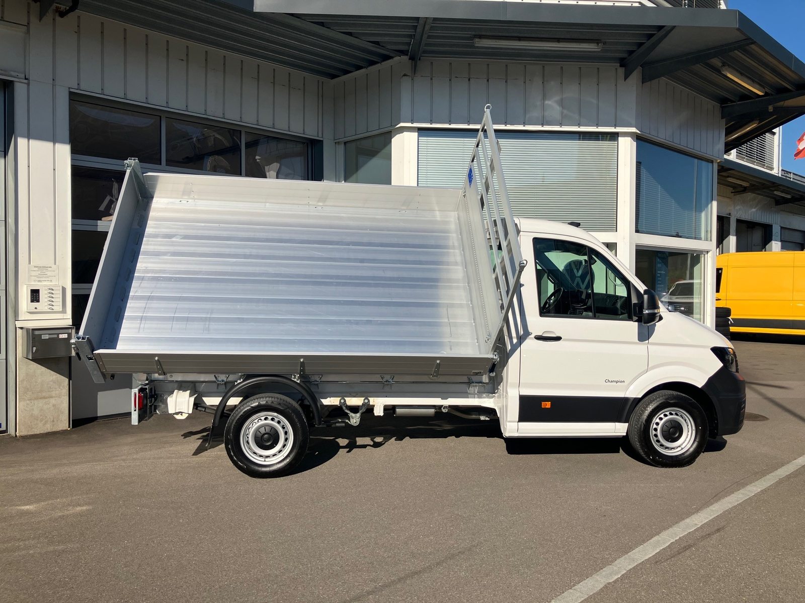VW Crafter 35 Chassis-Kabine Champion RS 3640 mm Singlebereifun, Diesel, Voiture nouvelle, Automatique - 2