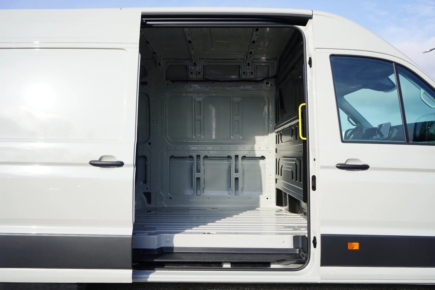 VW Crafter 35 2.0 BiTDI L3 A, Diesel, Auto nuove, Automatico - 3