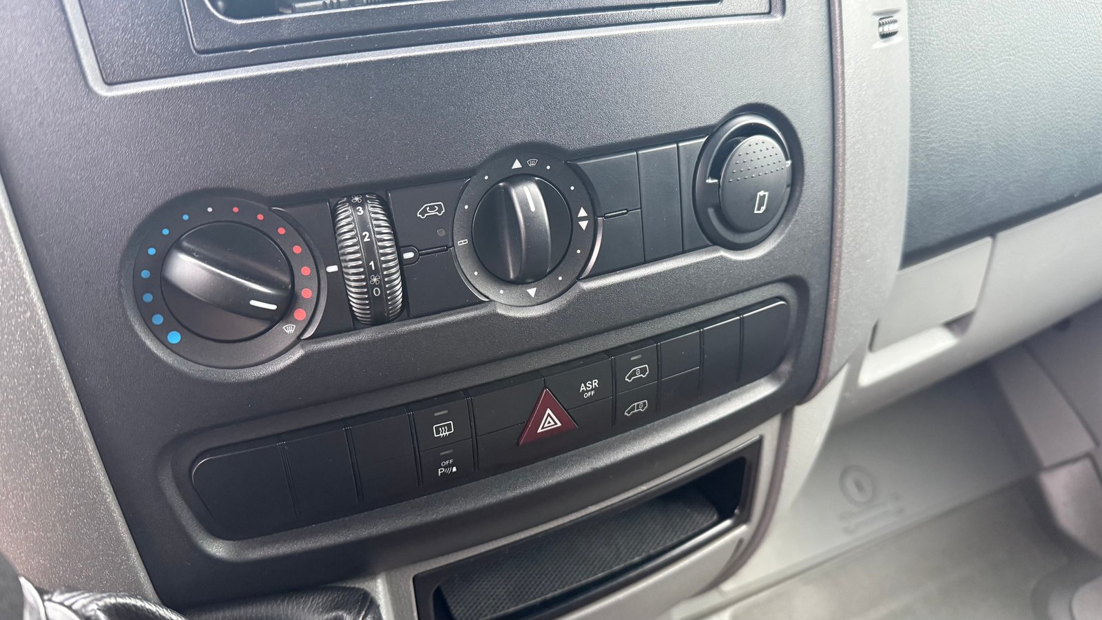 VW Crafter 35 2.0 TDI CR, Diesel, Occasion / Utilisé, Manuelle - 5