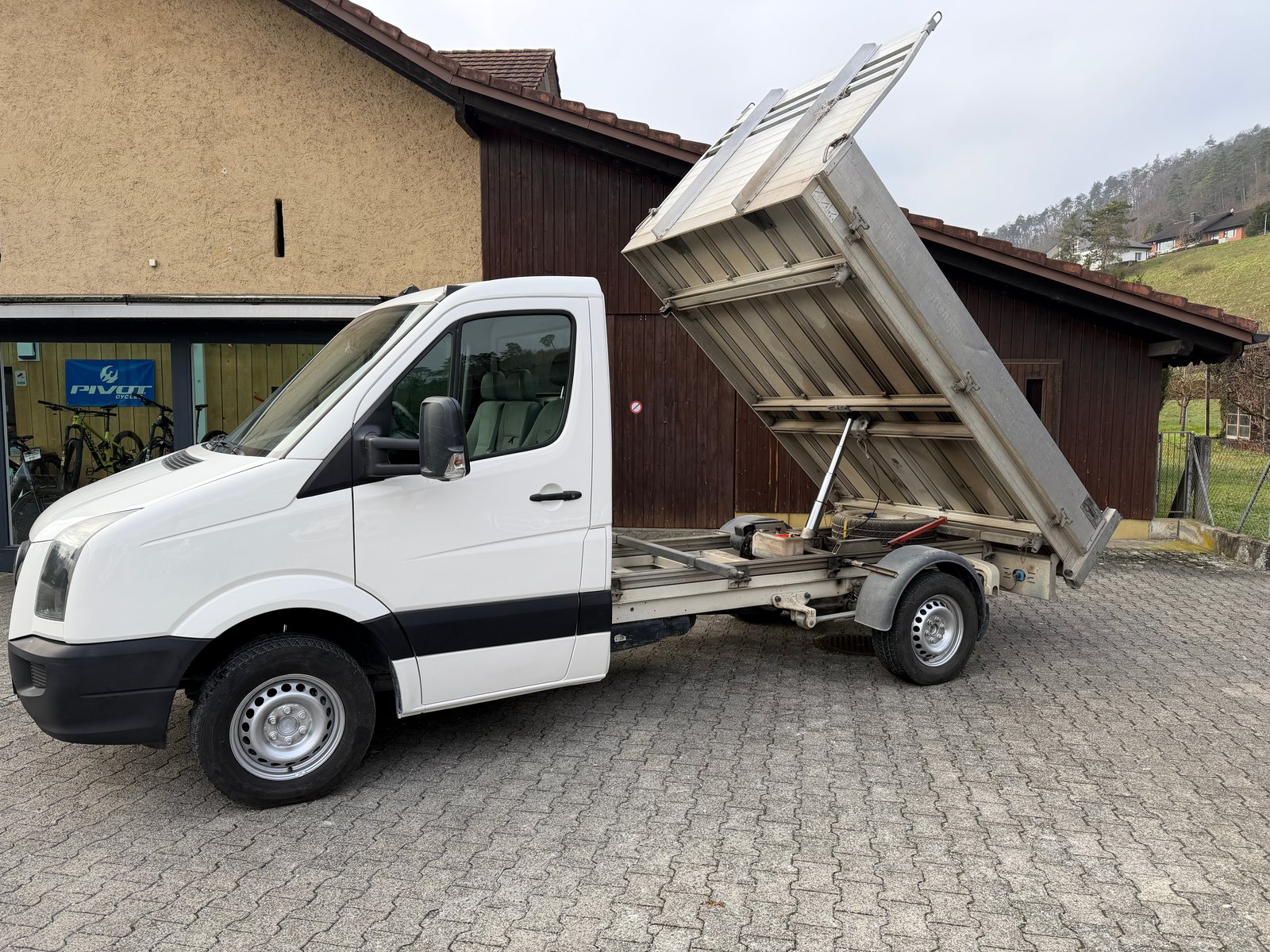 VW Crafter 35 2.5 BlueTDI 136 PS A, Diesel, Occasion / Utilisé, Automatique - 6