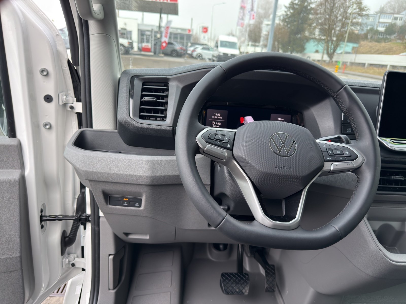 VW Crafter 35 2.0 TDI Entry L3 A, Diesel, Occasioni / Usate, Automatico - 5