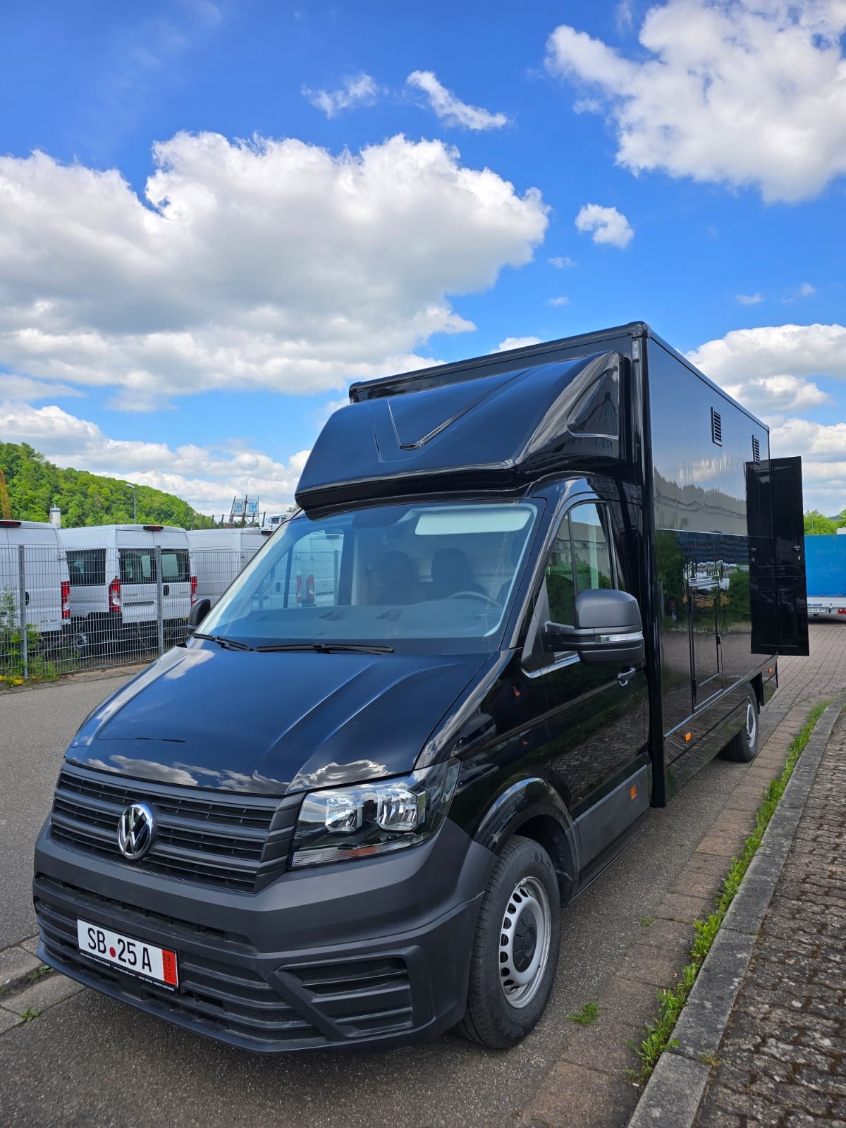 VW Crafter 35 2.0 TDI L3, Diesel, Second hand / Used, Manual - 2