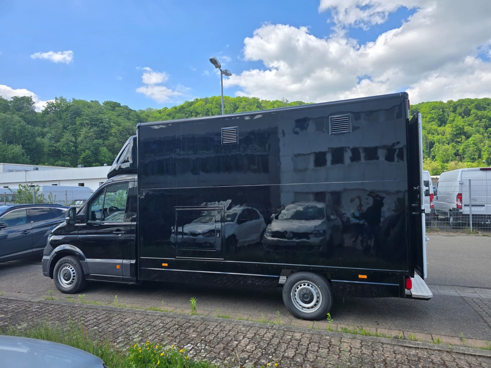 VW Crafter 35 2.0 TDI L3, Diesel, Second hand / Used, Manual - 3