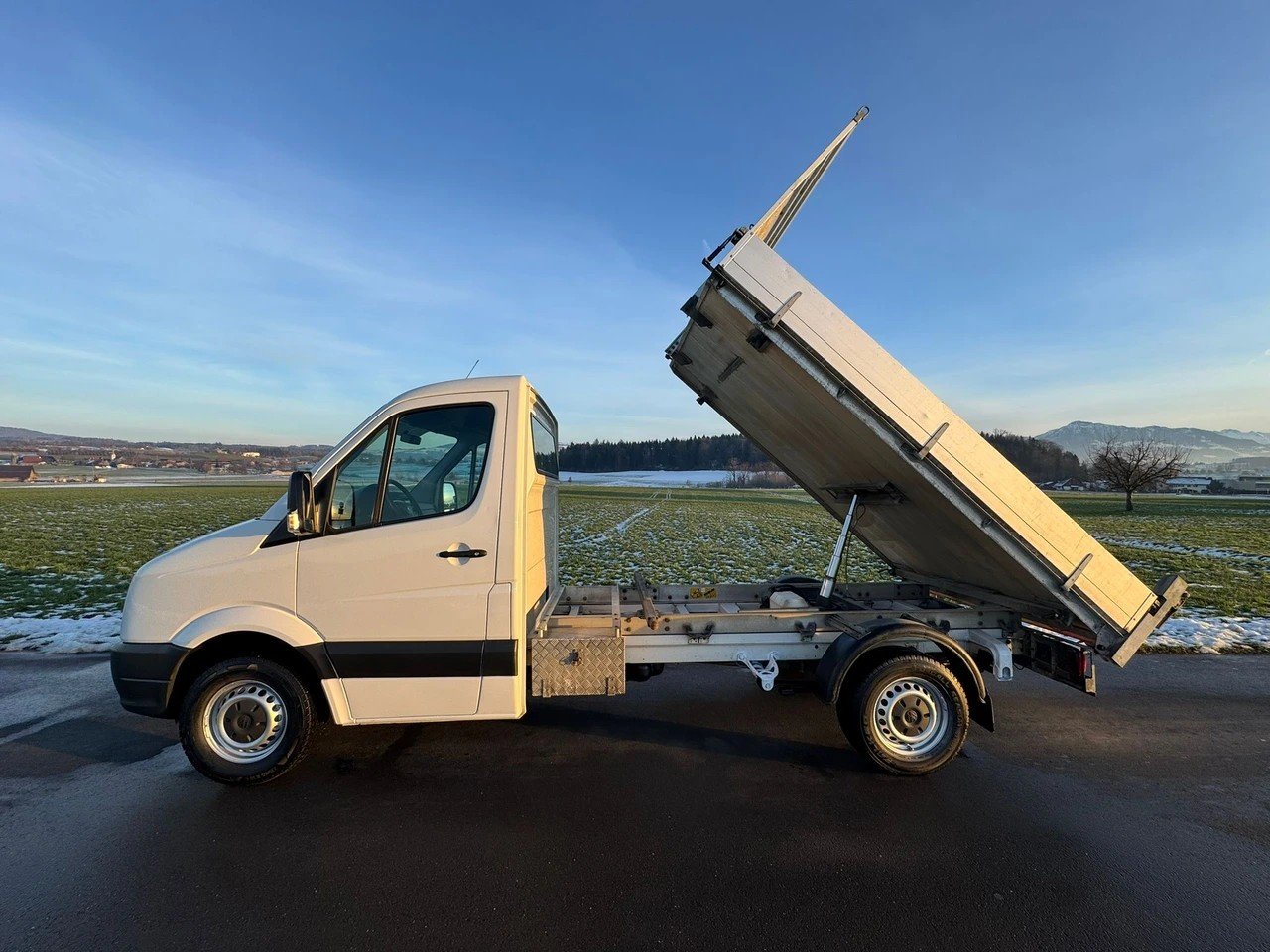 VW Crafter 35 2.0 TDI CR Kipper mit 3.5t Anhängelast