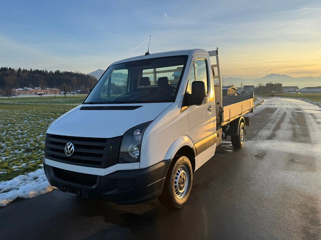 VW Crafter 35 2.0 TDI CR Kipper mit 3.5t Anhängelast, Diesel, Second hand / Used, Manual - 3