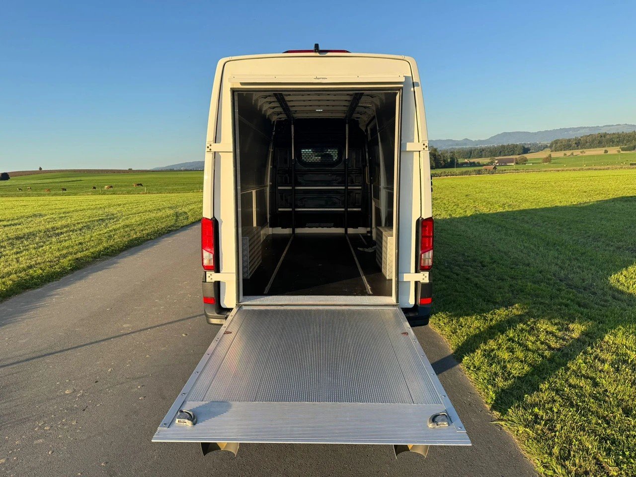 VW Crafter 35 2.0 TDI L4 mit Hebebühne, Diesel, Occasion / Gebraucht, Handschaltung - 5