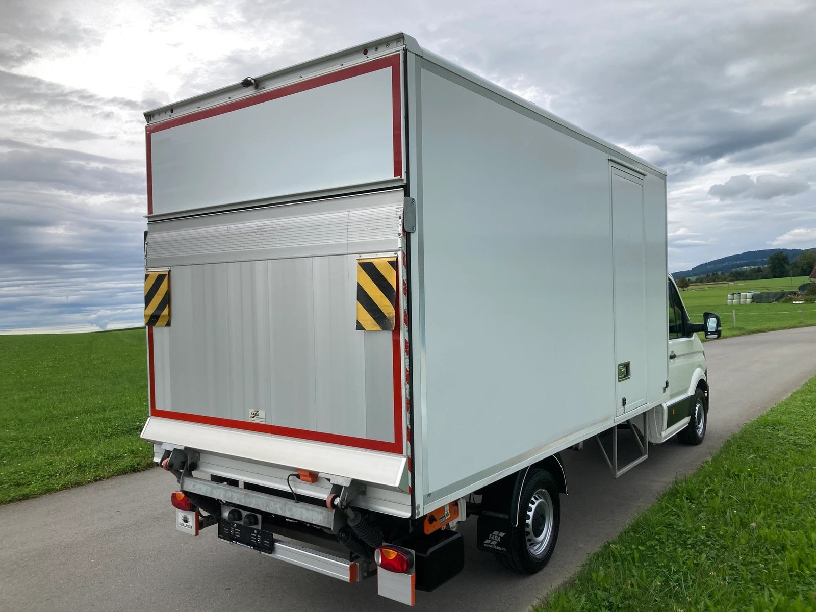 VW Crafter 35 2.0 BiTDI L4 mit Hebebühne, Diesel, Occasion / Gebraucht, Handschaltung - 3