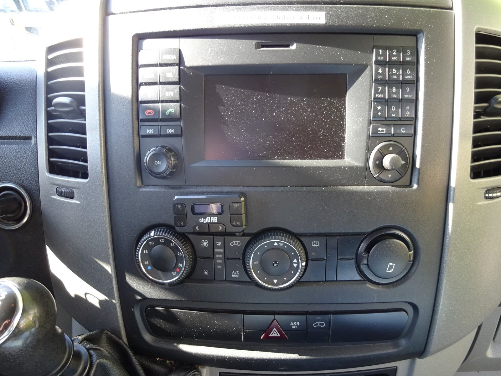 VW Crafter 35 Brücke mit Verdeck und Hebebühne, Diesel, Second hand / Used, Manual - 4
