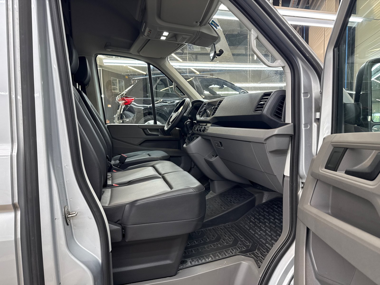 VW Crafter 35 2.0 TDI Entry L3 A, Diesel, Occasion / Utilisé, Automatique - 5