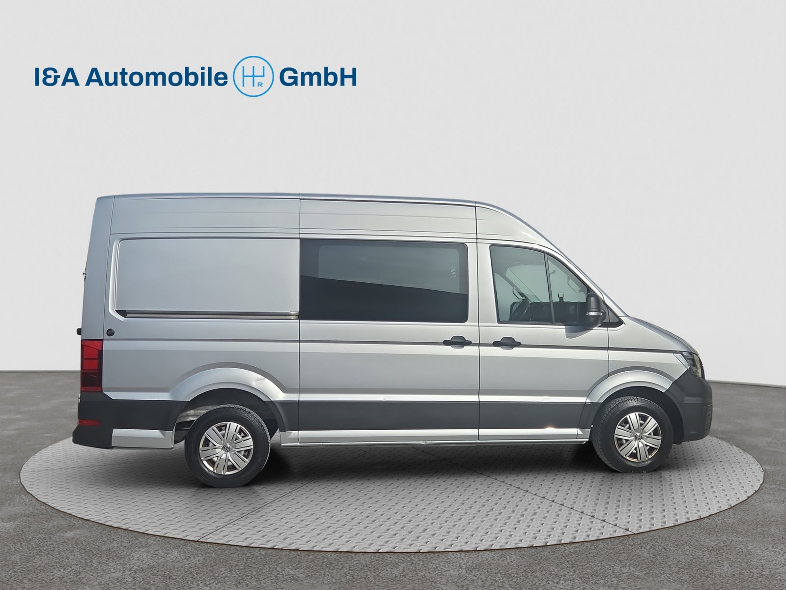 VW Crafter 35 2.0 TDI Entry L3 A, Diesel, Second hand / Used, Automatic - 4